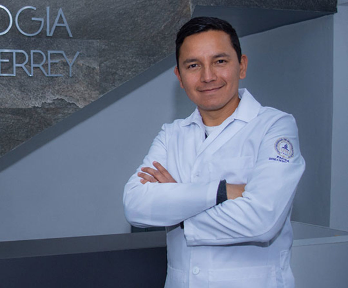 Dr. Alejandro Castillo